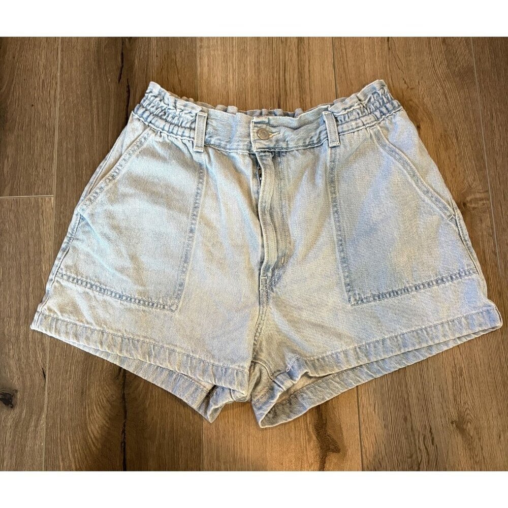 Levi's Denim Shorts Womens 31 Light Wash High Rise Elastic Waist Casual Pockets - Picture 1 of 8